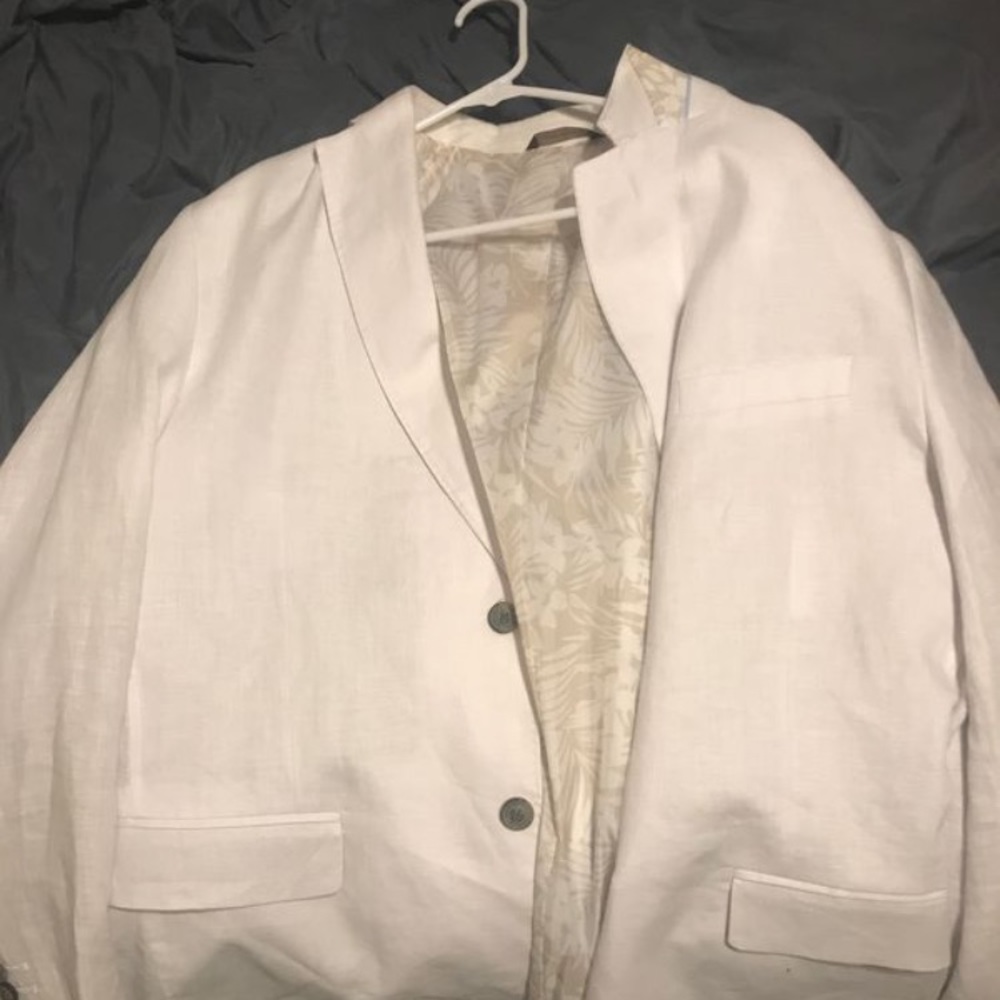 Never Worn White Sport Coat Size Large